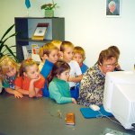 Algul saatsid lapsed e-maili emailpotiga, nagu õpetab Henno Käo oma raamatus "Printsuss" ja siis igaks juhuks ka arvutiga. Mõlemad läksid kohale!